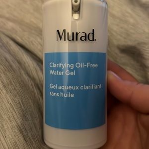 Mira’s Clarifying Oil-free water gel